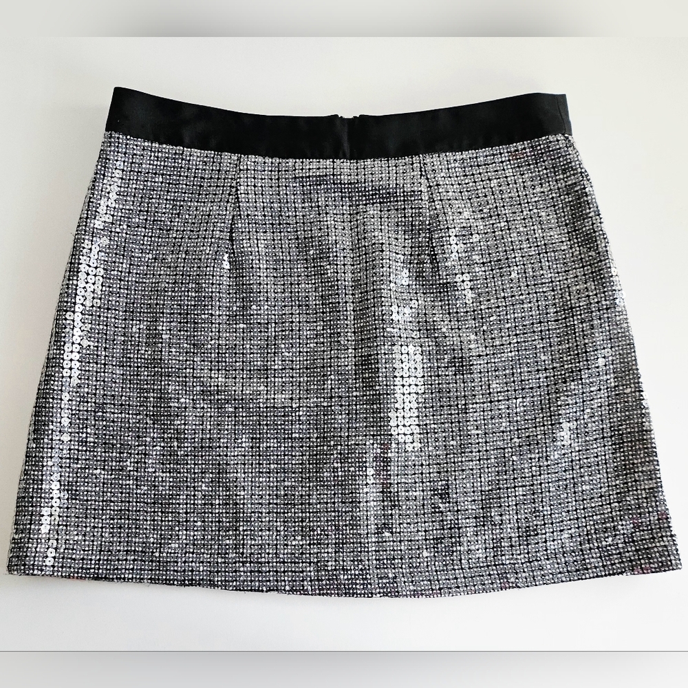 Black & Grey Sequin Shimmering Mini Skirt - Picture 2 of 3